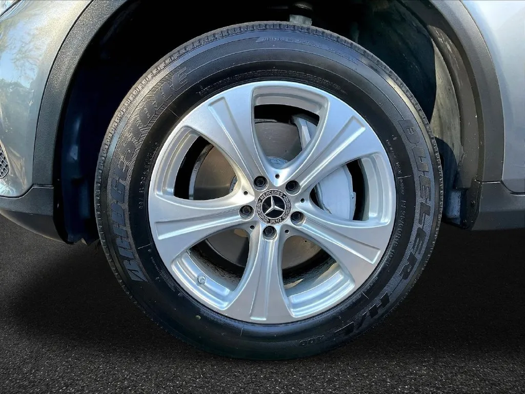 Mercedes-Benz GLC photo 30