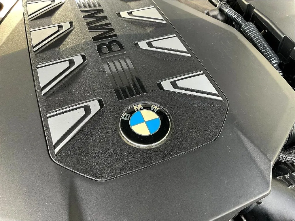 BMW 7 Series photo 31