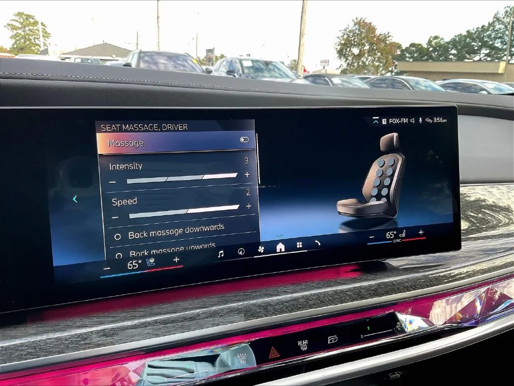 BMW 7 Series photo 15