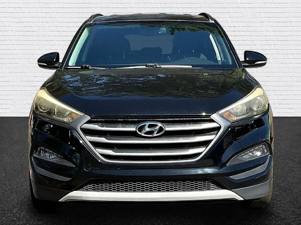 Hyundai Tucson photo 2