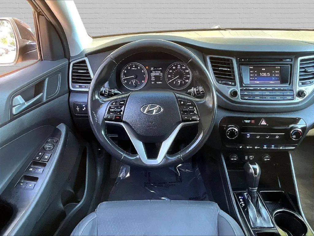 Hyundai Tucson photo 8