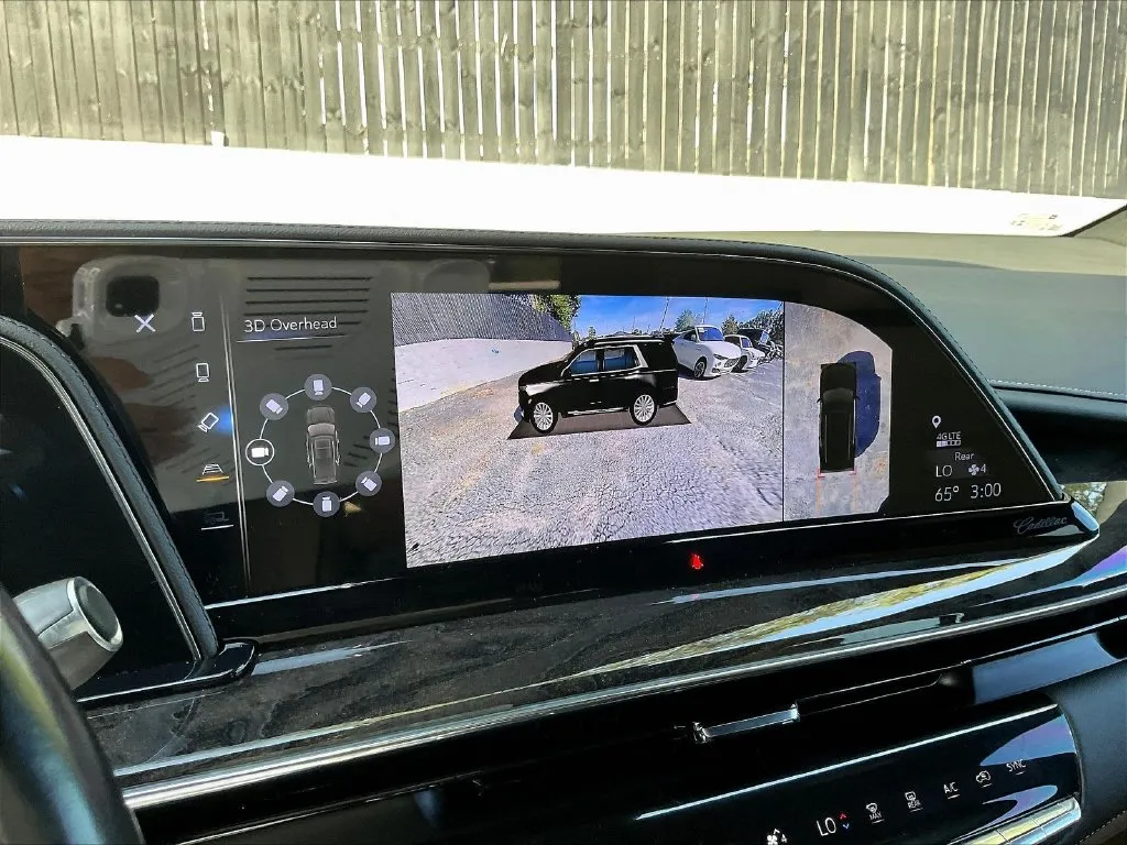 Cadillac Escalade photo 15
