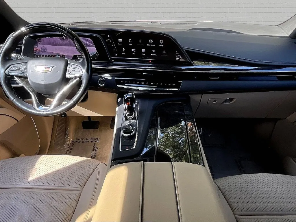 Cadillac Escalade photo 7