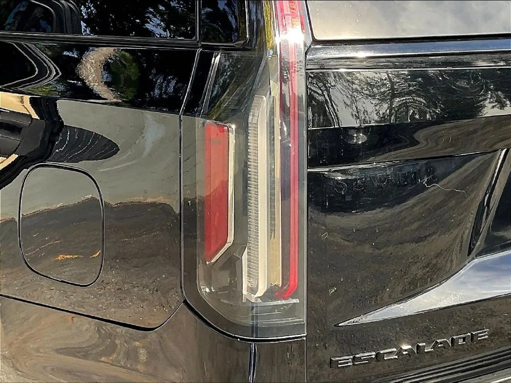 Cadillac Escalade photo 23