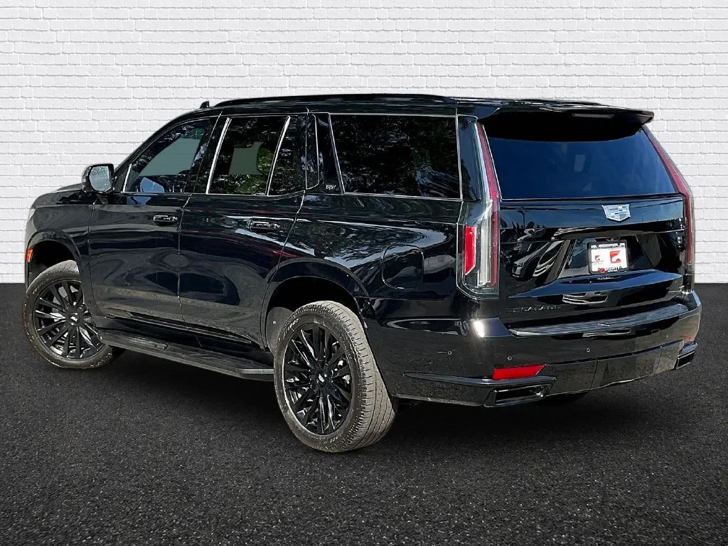 Cadillac Escalade photo 4