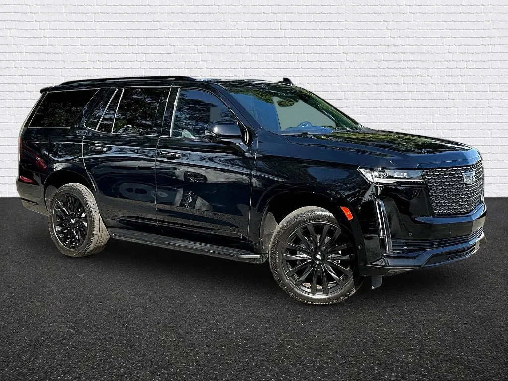 Cadillac Escalade photo 3