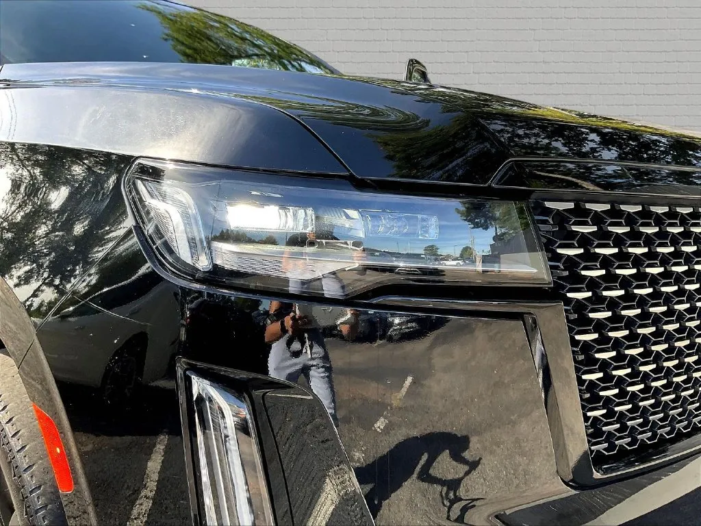 Cadillac Escalade photo 32