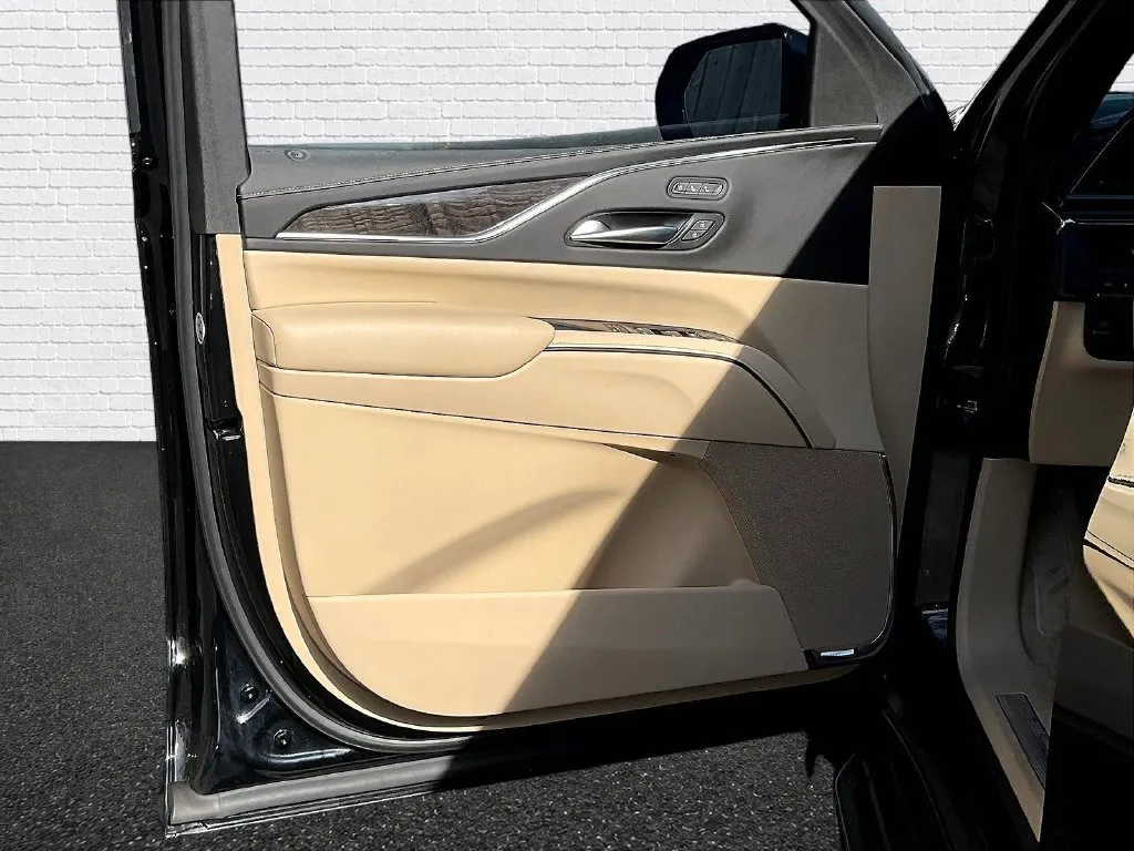 Cadillac Escalade photo 20