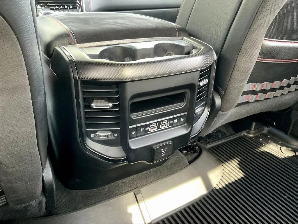 Ram 1500 photo 11