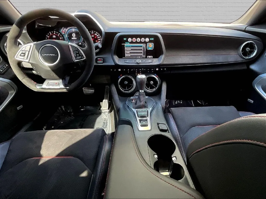 Chevrolet Camaro photo 7