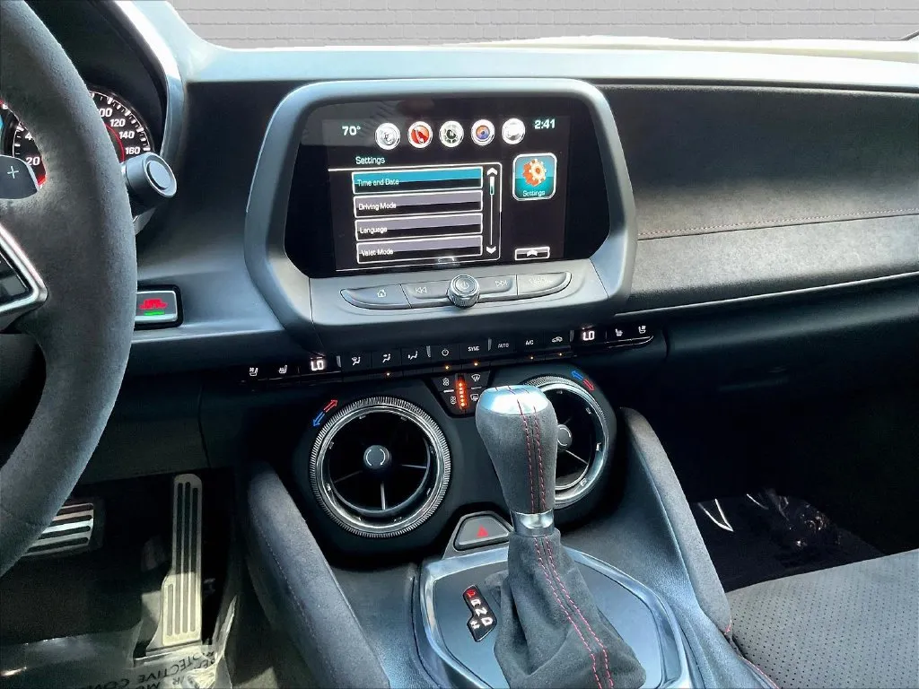 Chevrolet Camaro photo 9