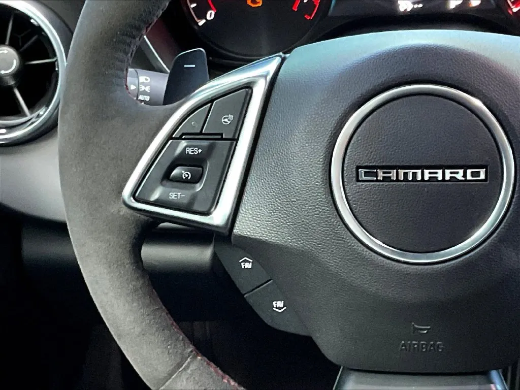 Chevrolet Camaro photo 11