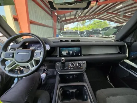 More photos of 2020 Land Rover Defender 110 SE at Gravity Motor Cars, GA