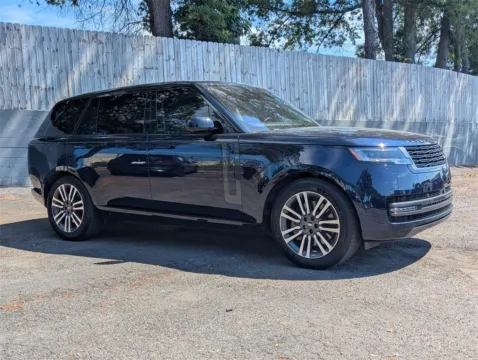 More photos of 2023 Land Rover Range Rover SE at Gravity Motor Cars, GA