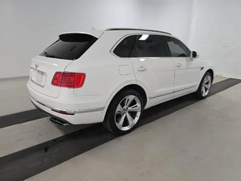 Photos of 2019 Bentley Bentayga V8 for sale in Marietta, GA at Gravity Motor Cars