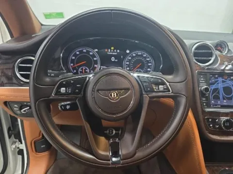 More photos of 2019 Bentley Bentayga V8 at Gravity Motor Cars, GA