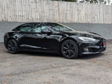More photos of 2021 Tesla Model S Long Range at Gravity Motor Cars, GA