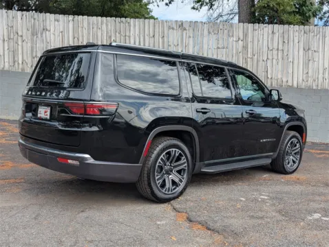 More photos of 2022 Jeep Wagoneer Series III at Gravity Motor Cars, GA