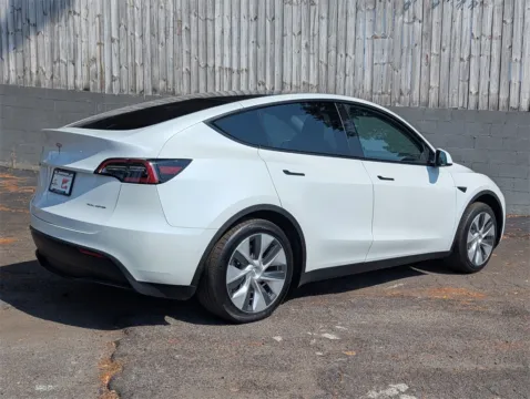 More photos of 2022 Tesla Model Y Long Range at Gravity Motor Cars, GA