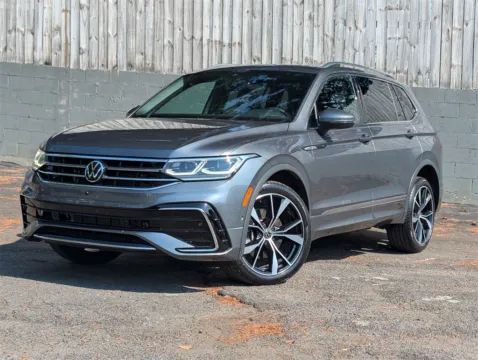 Photos of 2022 Volkswagen Tiguan 2.0T SEL R-Line for sale in Marietta, GA at Gravity Motor Cars