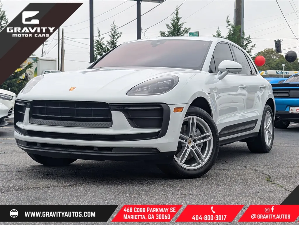 2022 Porsche Macan