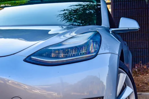 More photos of 2018 Tesla Model 3 Long Range at Gravity Autos Sandy Springs, GA