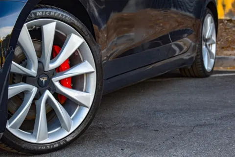 More photos of 2018 Tesla Model 3 Performance at Gravity Autos Sandy Springs, GA