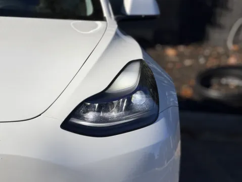 More photos of 2021 Tesla Model 3 Standard Range Plus at Gravity Autos Sandy Springs, GA