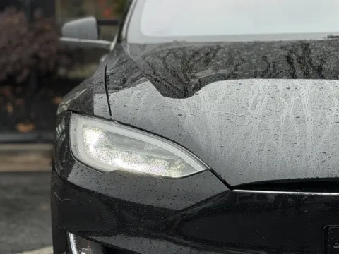 More photos of 2018 Tesla Model S 100D at Gravity Autos Sandy Springs, GA