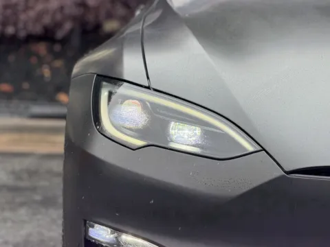 More photos of 2022 Tesla Model S at Gravity Autos Sandy Springs, GA