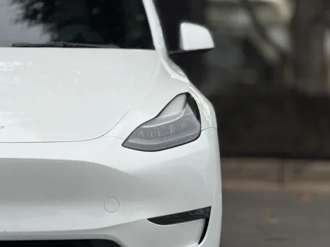 More photos of 2022 Tesla Model Y Performance at Gravity Autos Sandy Springs, GA