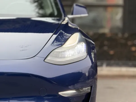 More photos of 2018 Tesla Model 3 Performance at Gravity Autos Sandy Springs, GA