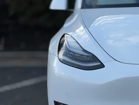 More photos of 2021 Tesla Model Y Long Range at Gravity Autos Sandy Springs, GA