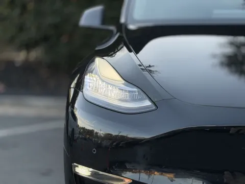More photos of 2021 Tesla Model Y Long Range at Gravity Autos Sandy Springs, GA