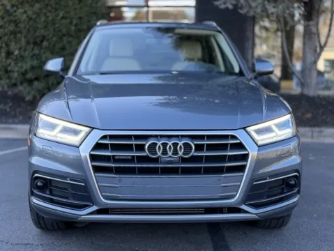 Another view of 2019 Audi Q5 2.0T Prestige for sale in Sandy Springs, GA at Gravity Autos Sandy Springs