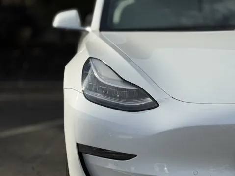 More photos of 2020 Tesla Model 3 Standard Range Plus at Gravity Autos Sandy Springs, GA