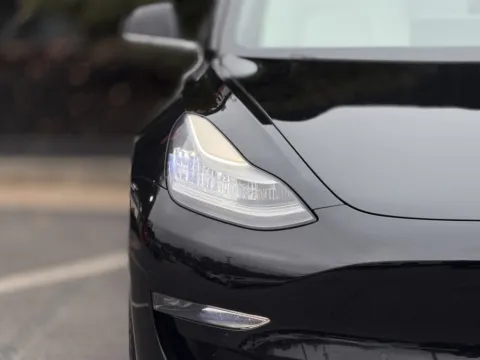 More photos of 2019 Tesla Model 3 Long Range at Gravity Autos Sandy Springs, GA