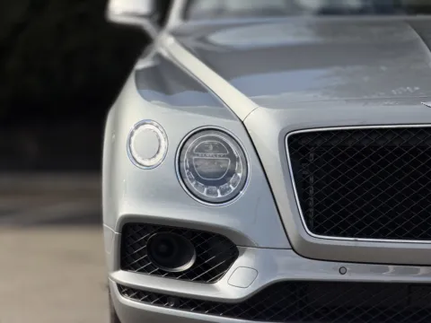 More photos of 2019 Bentley Bentayga V8 at Gravity Autos Sandy Springs, GA