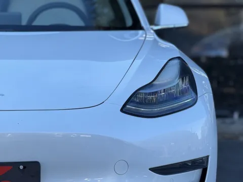 More photos of 2020 Tesla Model 3 at Gravity Autos Sandy Springs, GA