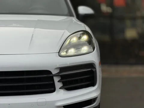 More photos of 2022 Porsche Cayenne Coupe Platinum Edition at Gravity Autos Sandy Springs, GA