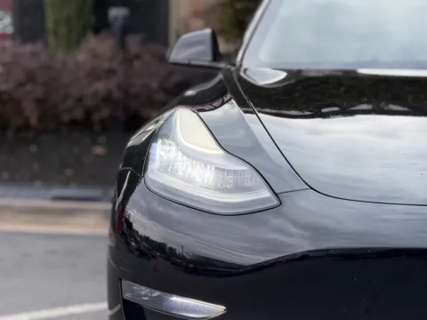 More photos of 2019 Tesla Model 3 at Gravity Autos Sandy Springs, GA