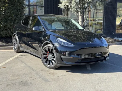 More photos of 2022 Tesla Model Y Performance at Gravity Autos Sandy Springs, GA