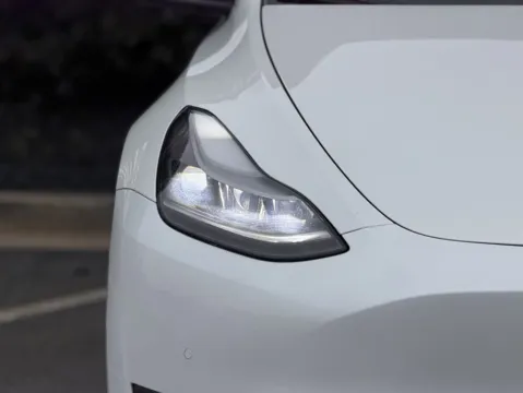 More photos of 2022 Tesla Model Y Performance at Gravity Autos Sandy Springs, GA