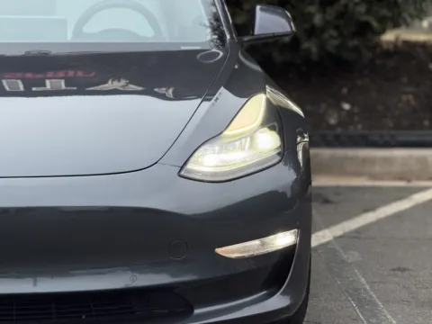 More photos of 2021 Tesla Model 3 Performance at Gravity Autos Sandy Springs, GA