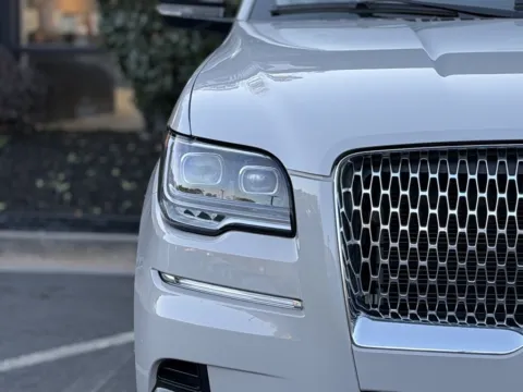 More photos of 2022 Lincoln Navigator Reserve at Gravity Autos Sandy Springs, GA