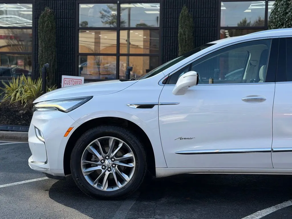 2023 Buick Enclave Avenir - Photo 10