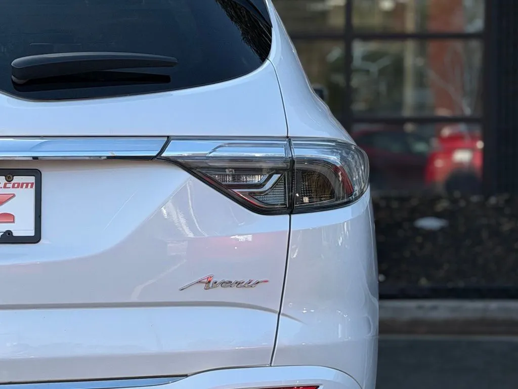 2023 Buick Enclave Avenir - Photo 16