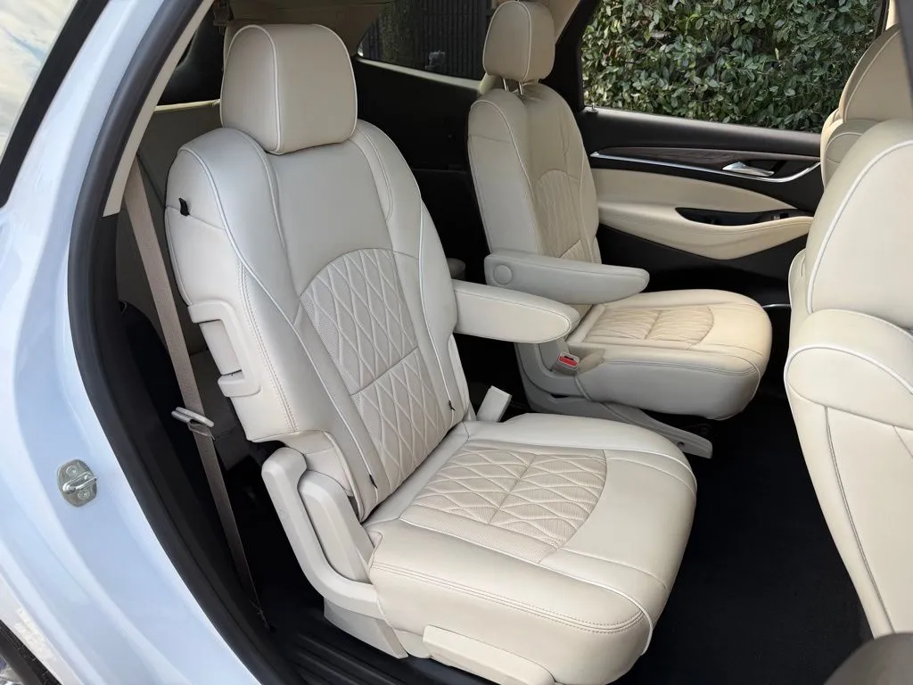 2023 Buick Enclave Avenir - Photo 40