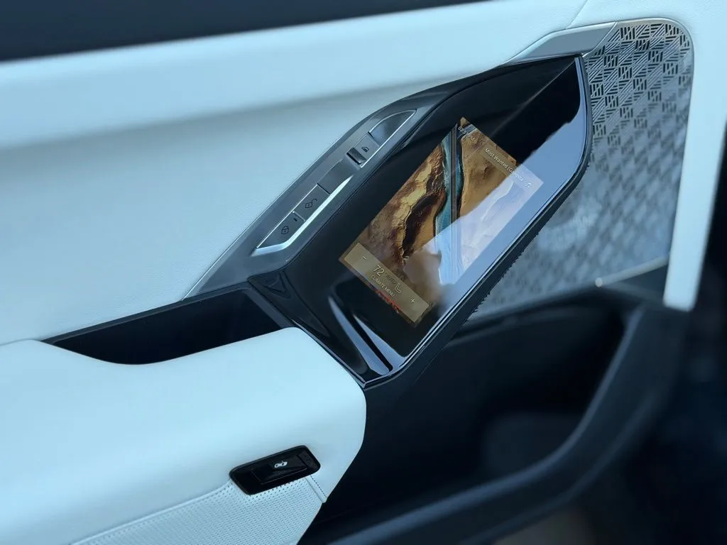 2023 BMW 7 Series 760i - Photo 33