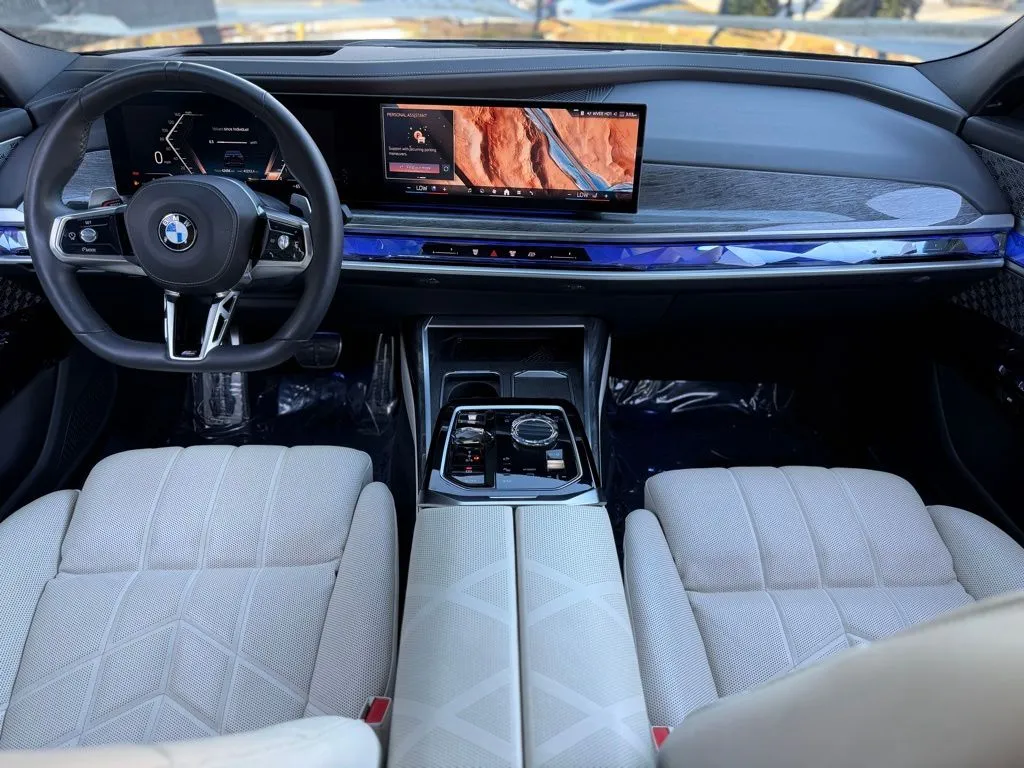 2023 BMW 7 Series 760i - Photo 44